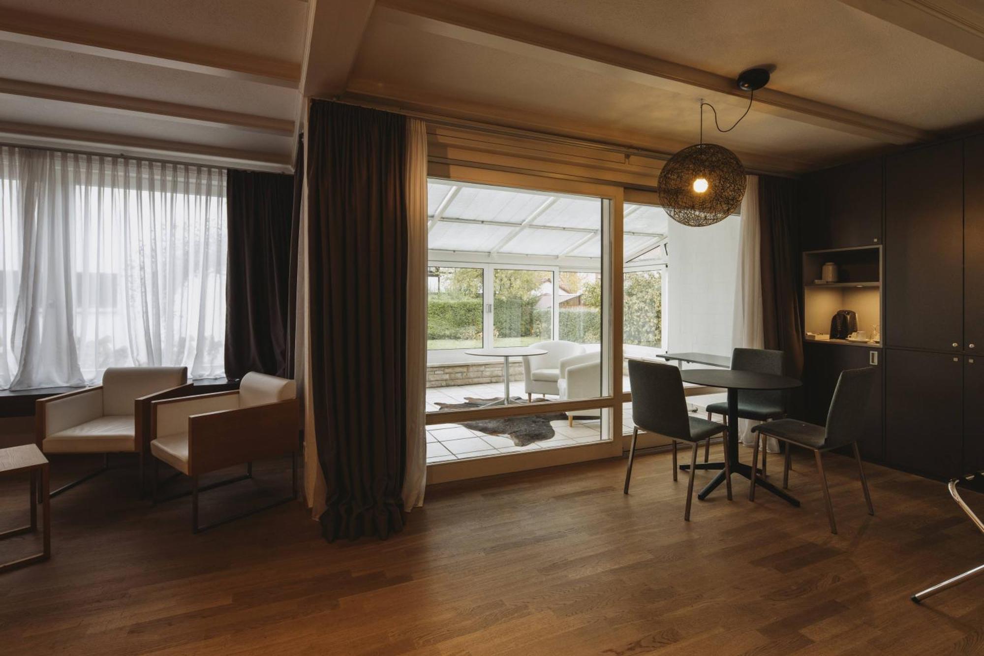Das Eckert - Lifestyle Design Hotel & Fine Dining Bei Basel Grenzach-Wyhlen Rum bild